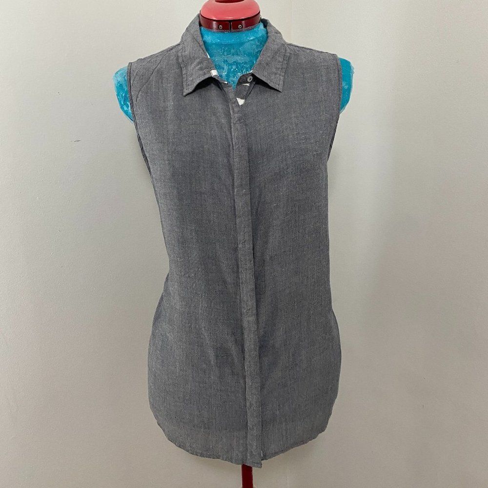 Jaclyn Smith Hidden Button Down Sleeveless Womens Top Size XL